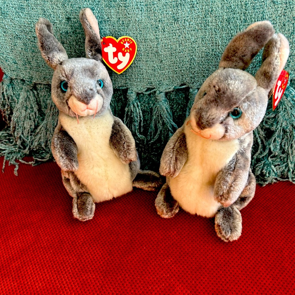 Two 2000 Hopper Beanie Babies